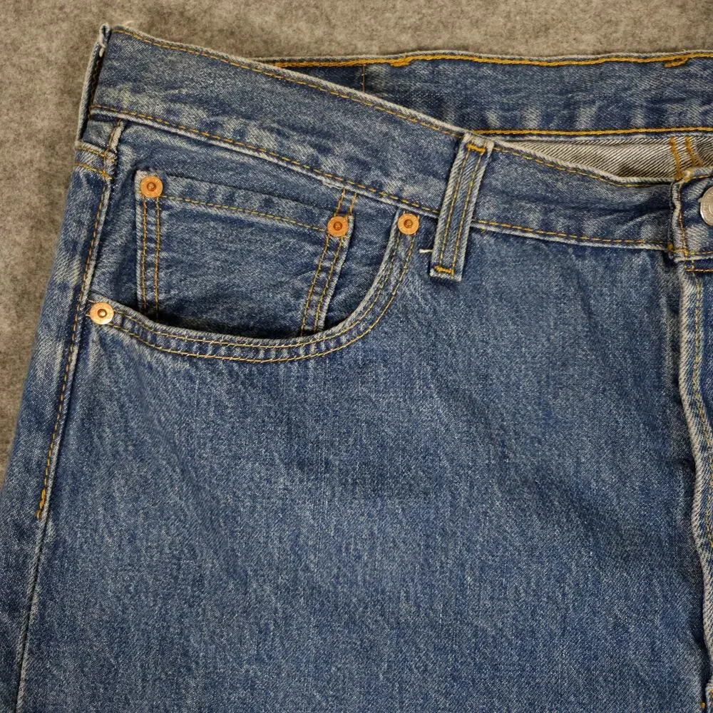 Levis this pair